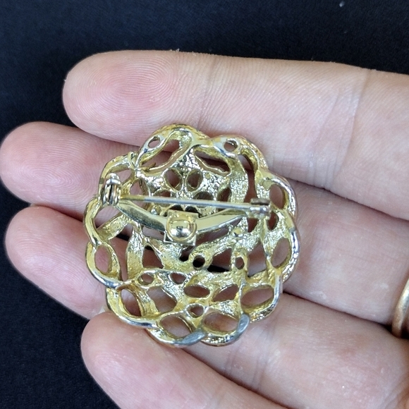 Gold and Blue Gemstone Brooch - Picture 2 of 8